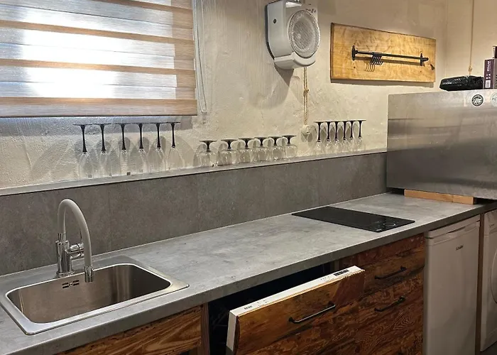 Daire Riverside Park - Near Old Town *